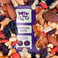 Pacote sobre mix de castanhas